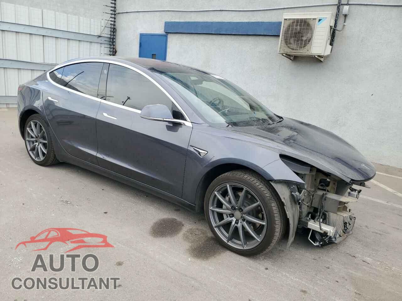 TESLA MODEL 3 2019 - 5YJ3E1EB3KF209672