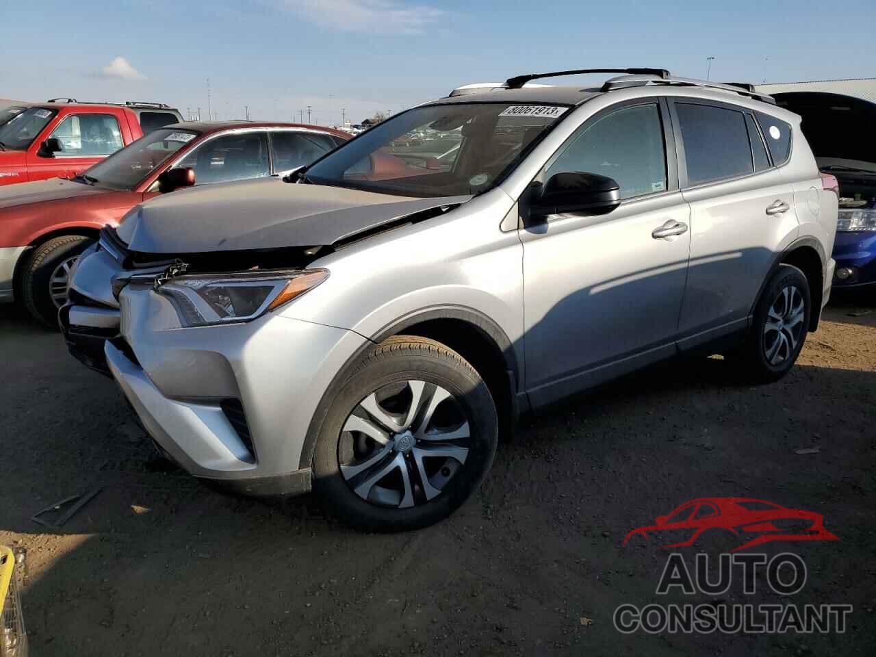 TOYOTA RAV4 2018 - JTMBFREV8JD249642