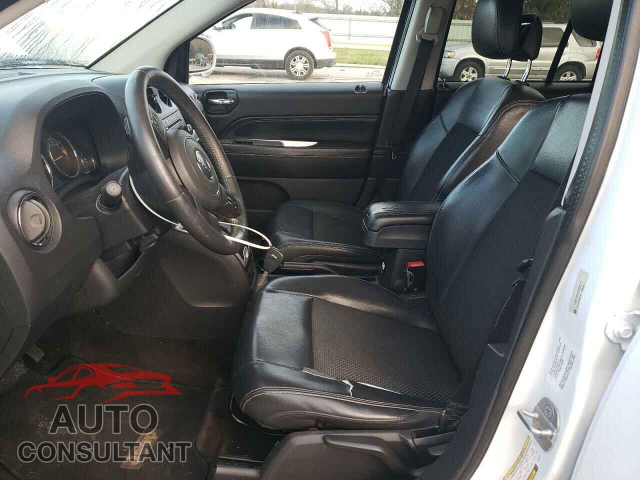 JEEP COMPASS 2014 - 1C4NJCEAXED694377