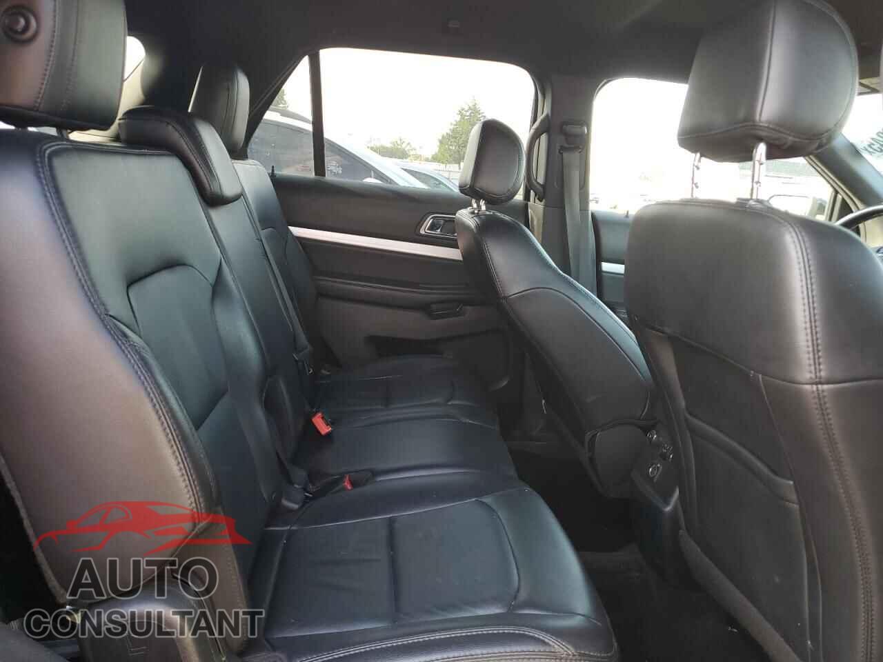 FORD EXPLORER 2017 - 1FM5K7D84HGD51582