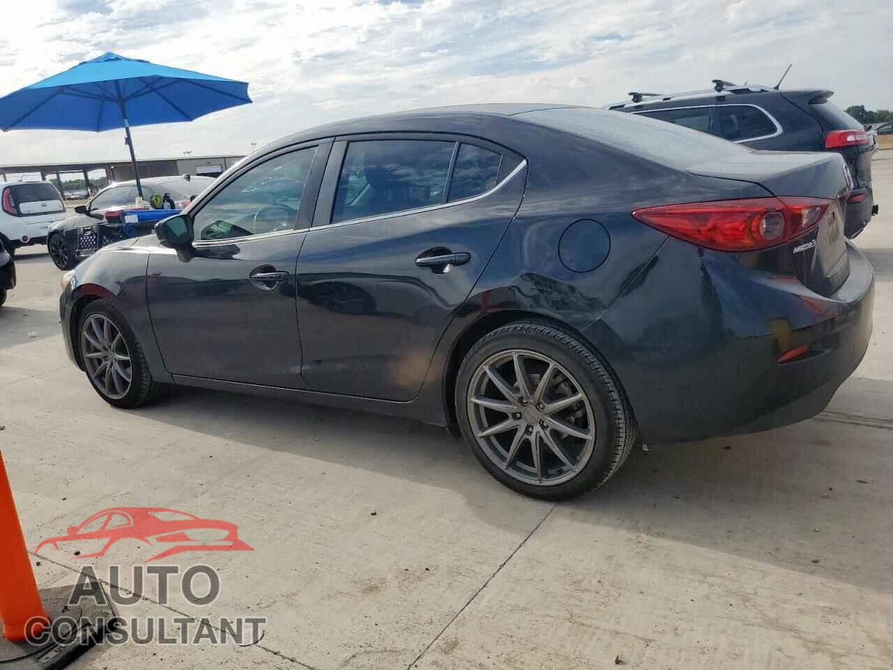 MAZDA 3 2017 - 3MZBN1V70HM128511