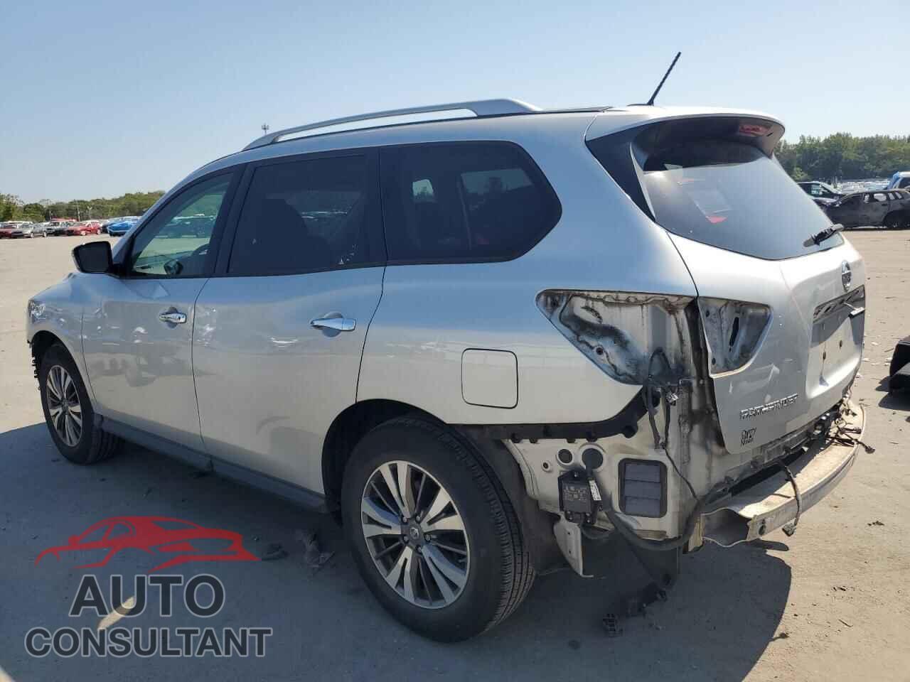 NISSAN PATHFINDER 2017 - 5N1DR2MM1HC689486