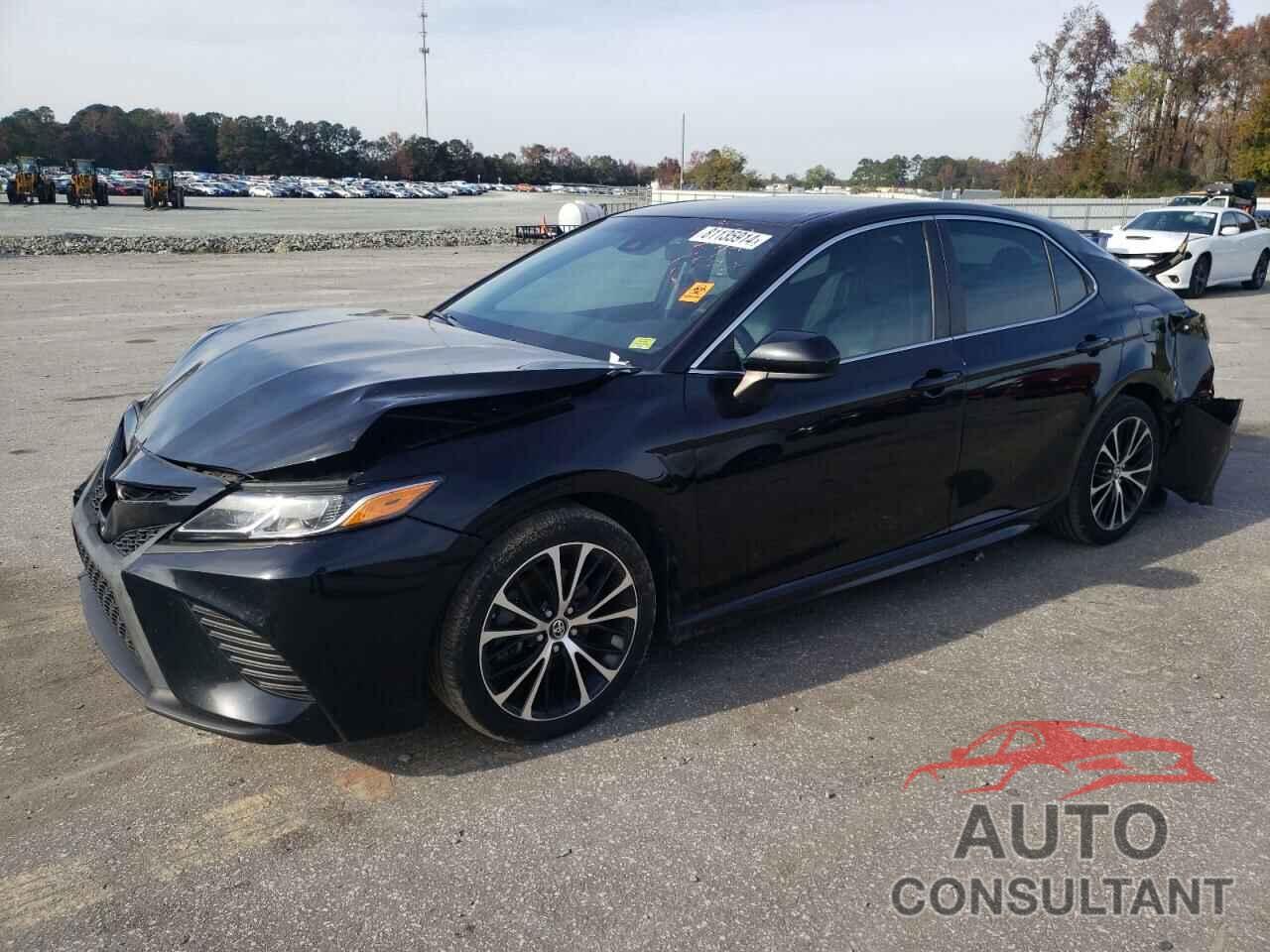 TOYOTA CAMRY 2018 - 4T1B11HK8JU578273