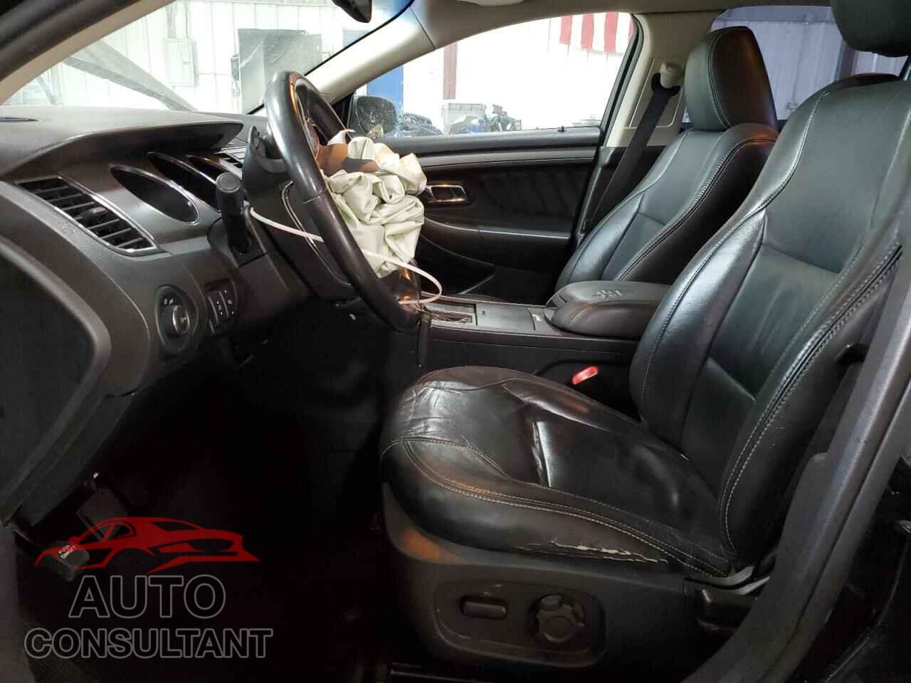 FORD TAURUS 2011 - 1FAHP2EW4BG100528