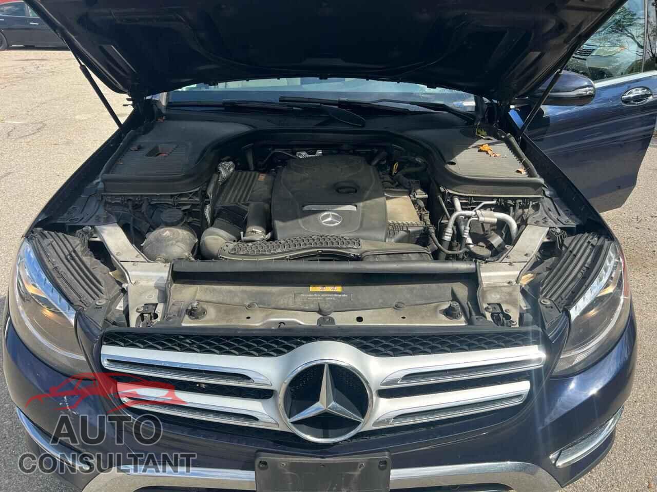 MERCEDES-BENZ GLC-CLASS 2017 - WDC0G4KB4HF243783