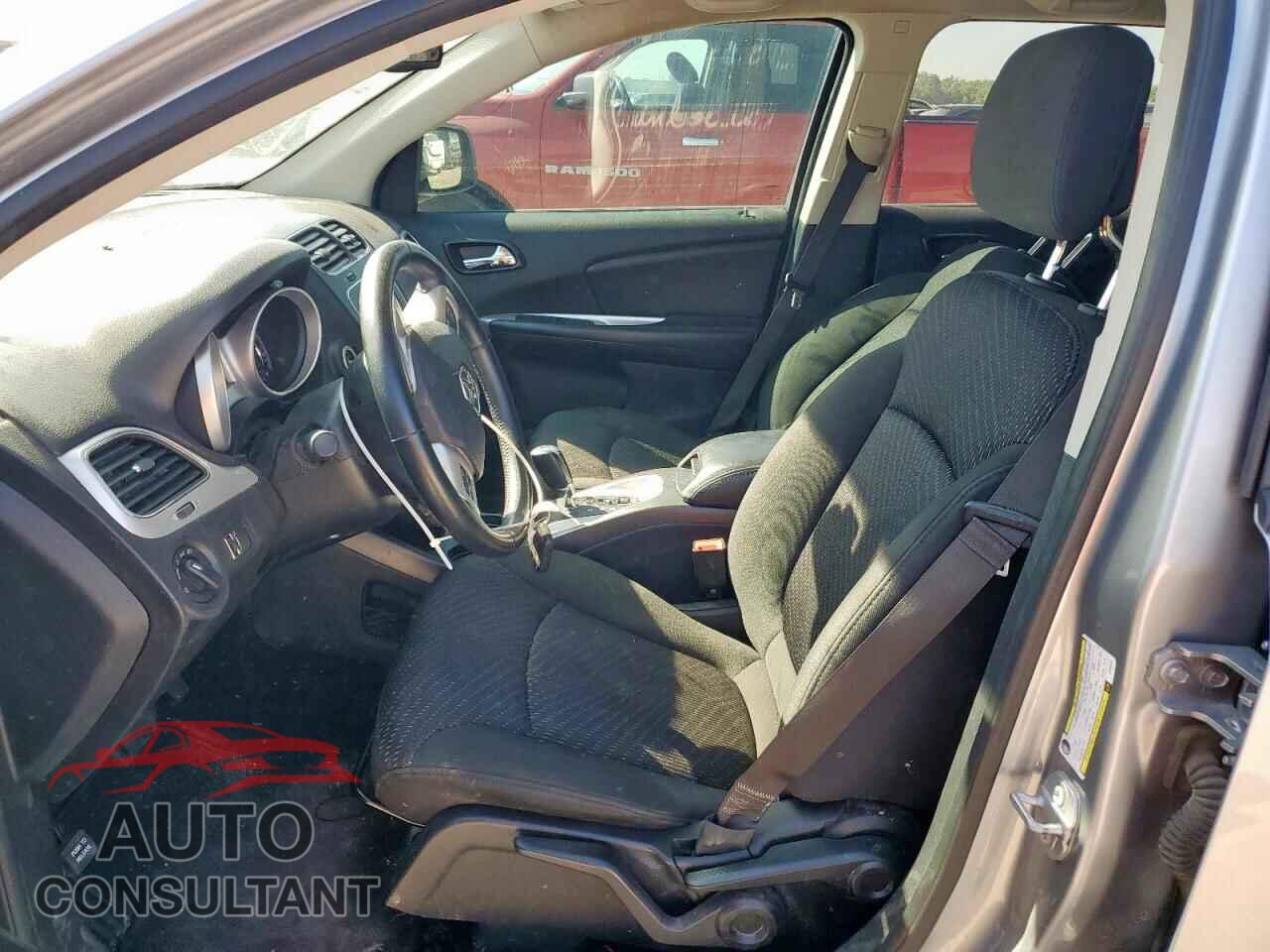DODGE JOURNEY 2018 - 3C4PDCAB4JT535731