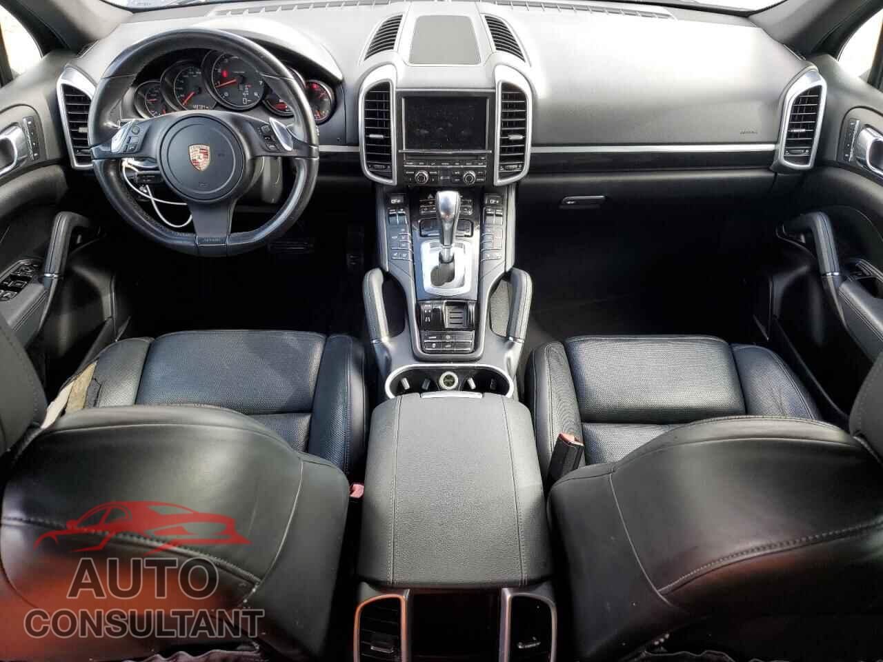 PORSCHE CAYENNE 2012 - WP1AA2A25CLA00395