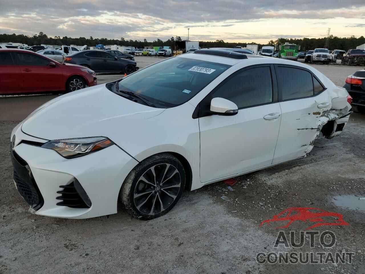 TOYOTA COROLLA 2018 - 5YFBURHE5JP757520