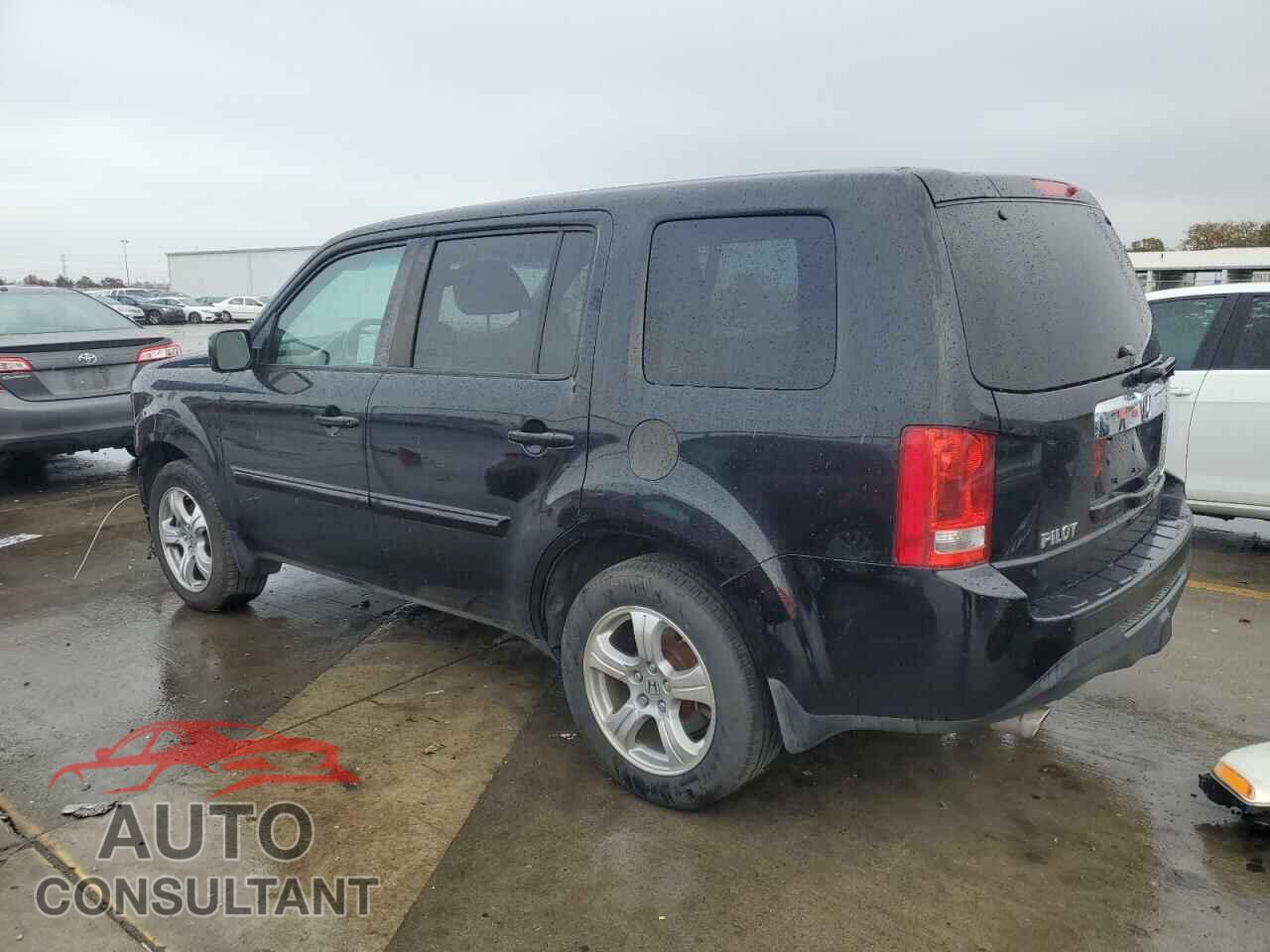 HONDA PILOT 2015 - 5FNYF4H54FB024031