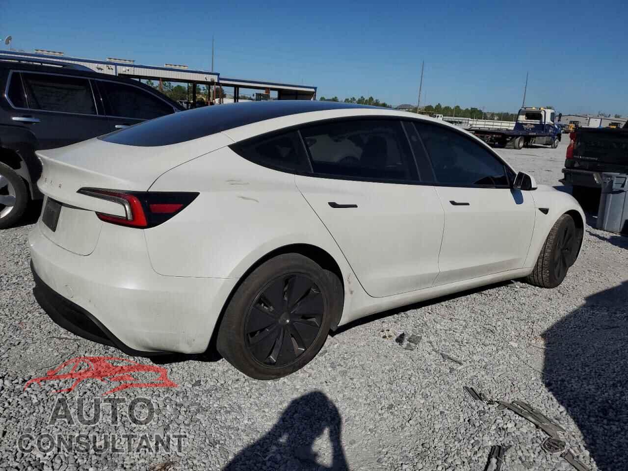 TESLA MODEL 3 2024 - 5YJ3E1EA8RF756468