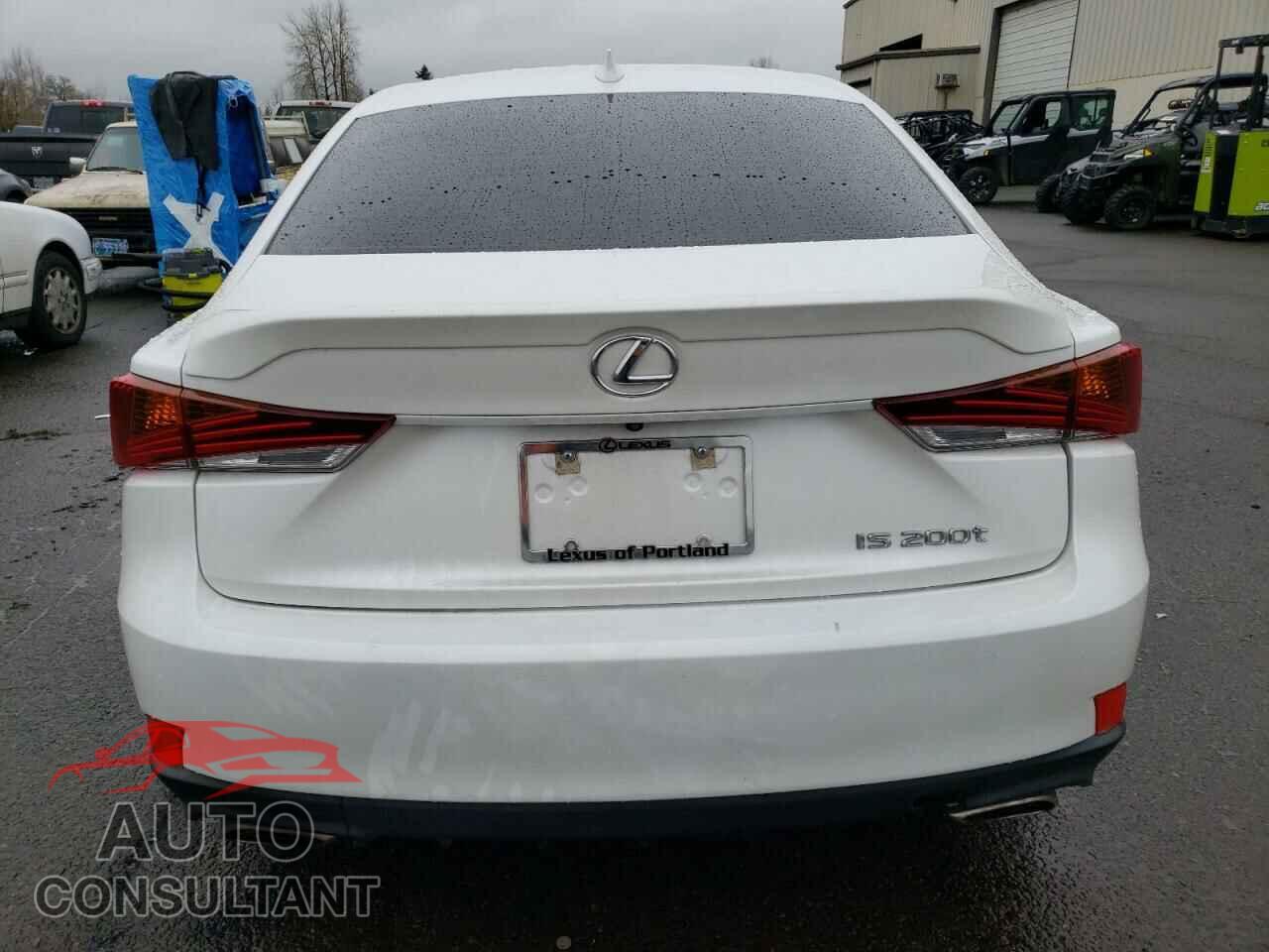 LEXUS IS 2017 - JTHBA1D20H5059067