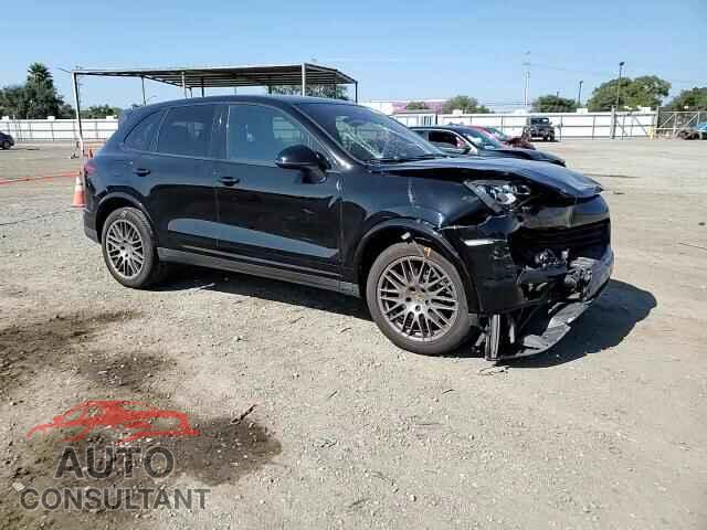 PORSCHE CAYENNE 2017 - WP1AA2A24HKA80463