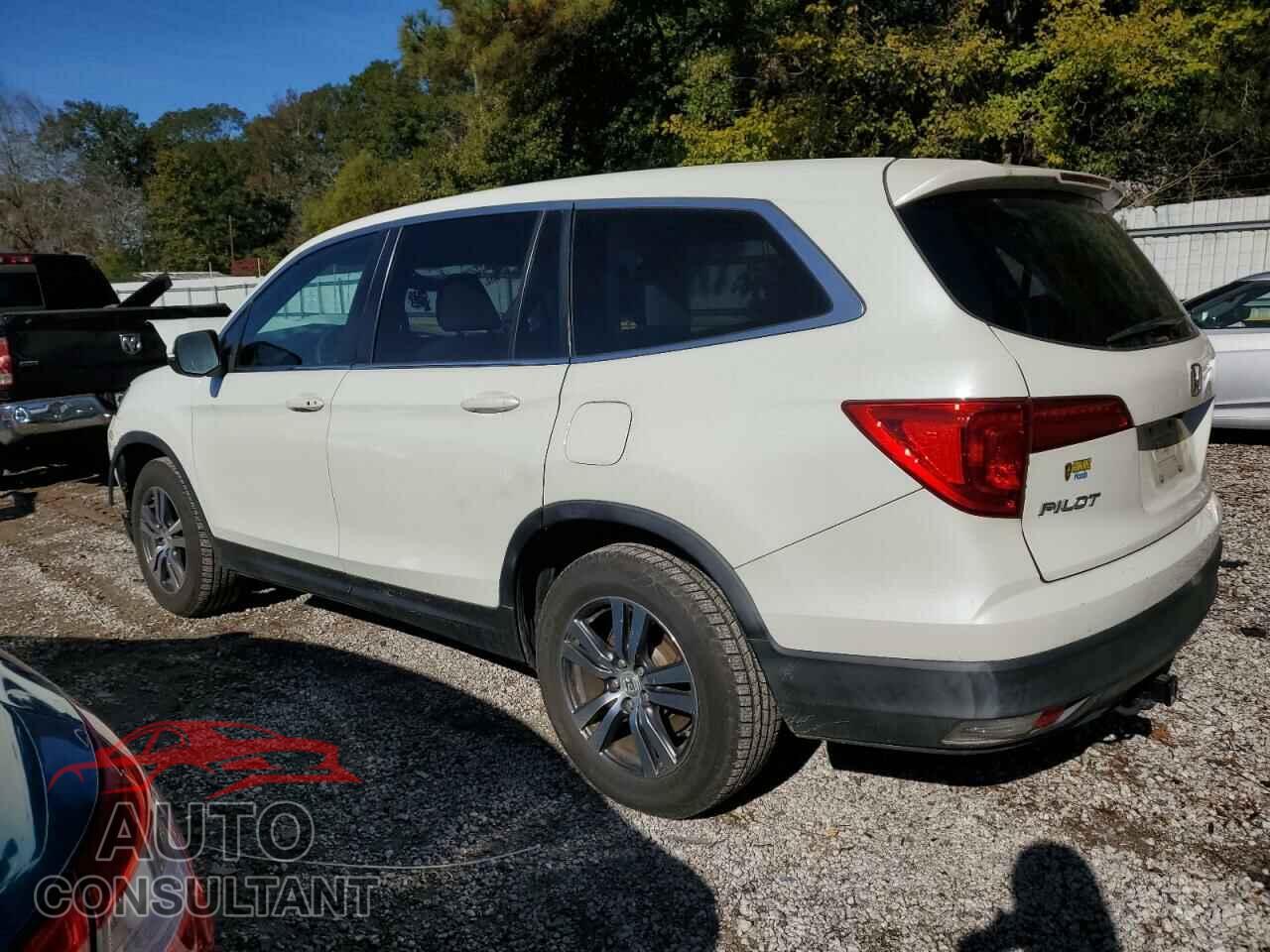 HONDA PILOT 2016 - 5FNYF5H32GB041979