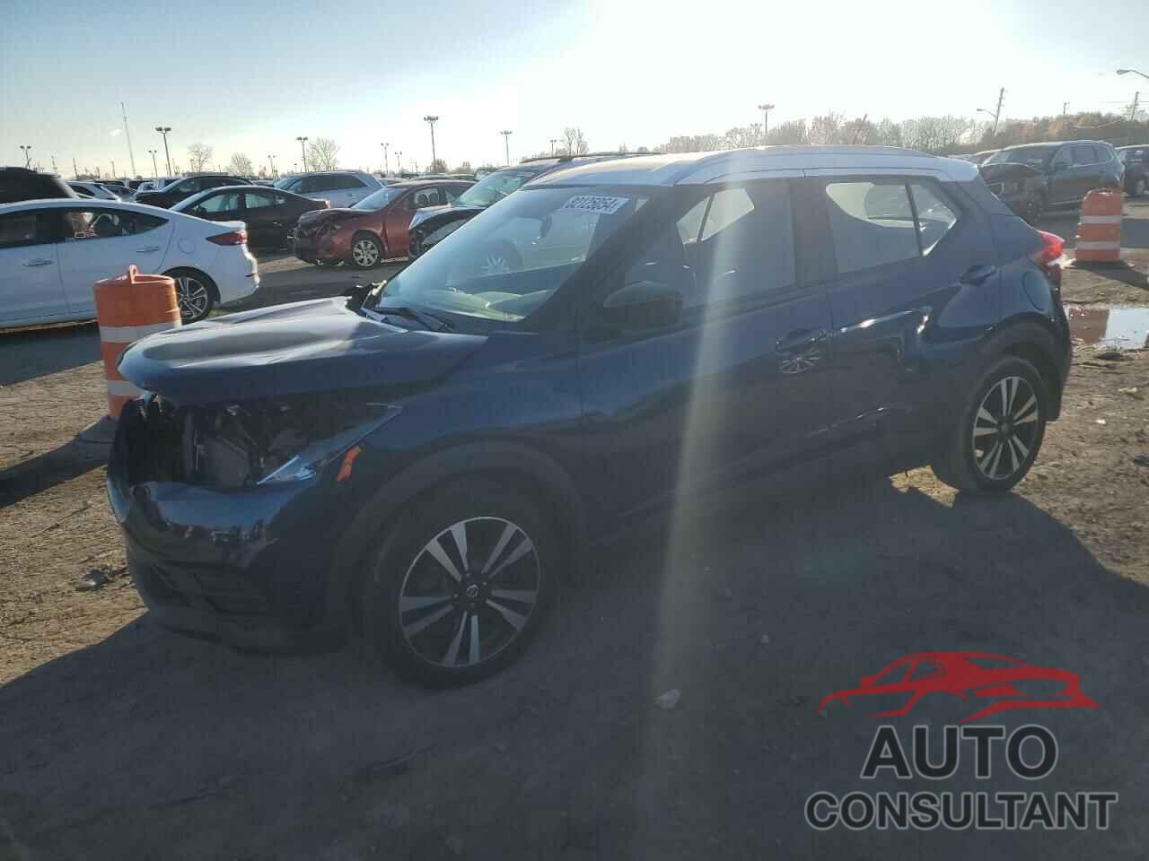 NISSAN KICKS 2018 - 3N1CP5CU3JL542608