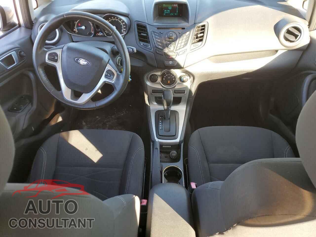 FORD FIESTA 2014 - 3FADP4EJ9EM102798