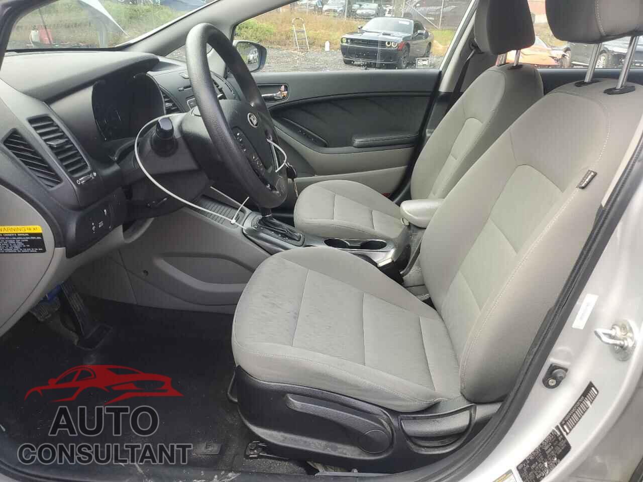 KIA FORTE 2015 - KNAFK4A62F5387688