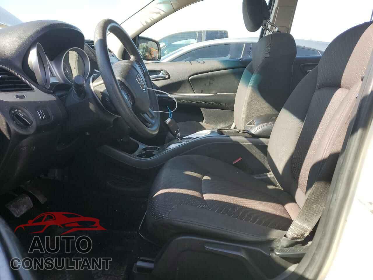 DODGE JOURNEY 2015 - 3C4PDCAB0FT587798