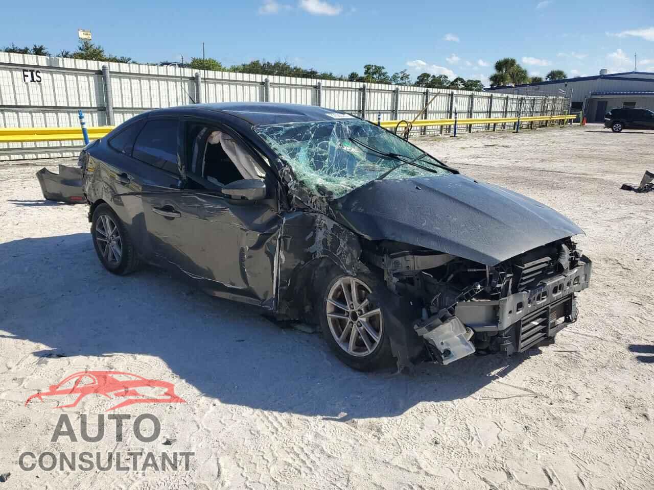 FORD FOCUS 2017 - 1FADP3F21HL338207