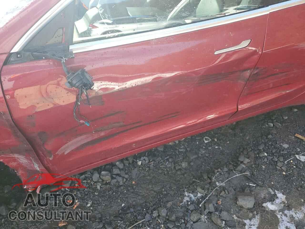 TESLA MODEL 3 2019 - 5YJ3E1EB3KF193957