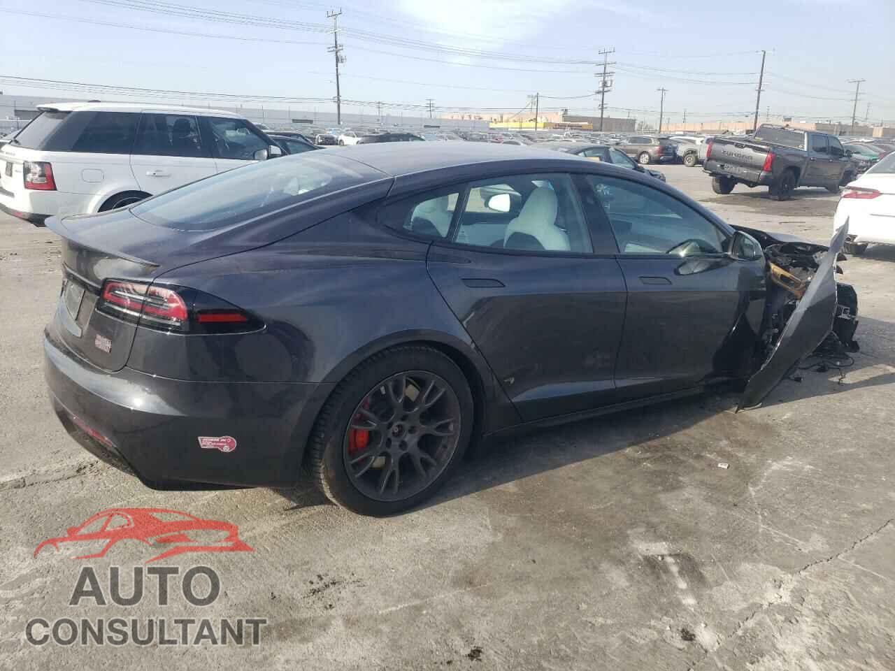 TESLA MODEL S 2023 - 5YJSA1E67PF528820