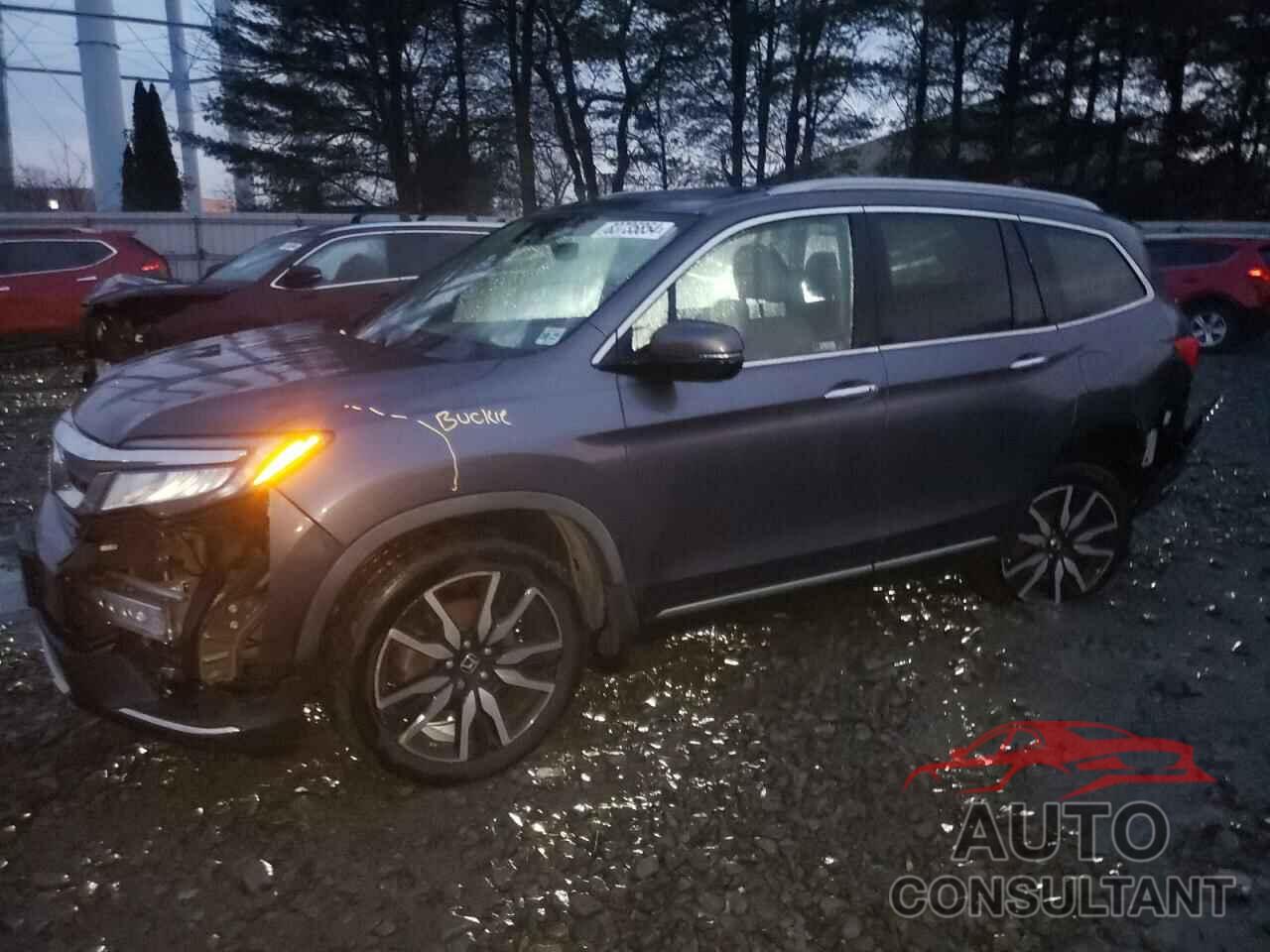 HONDA PILOT 2019 - 5FNYF6H67KB004421