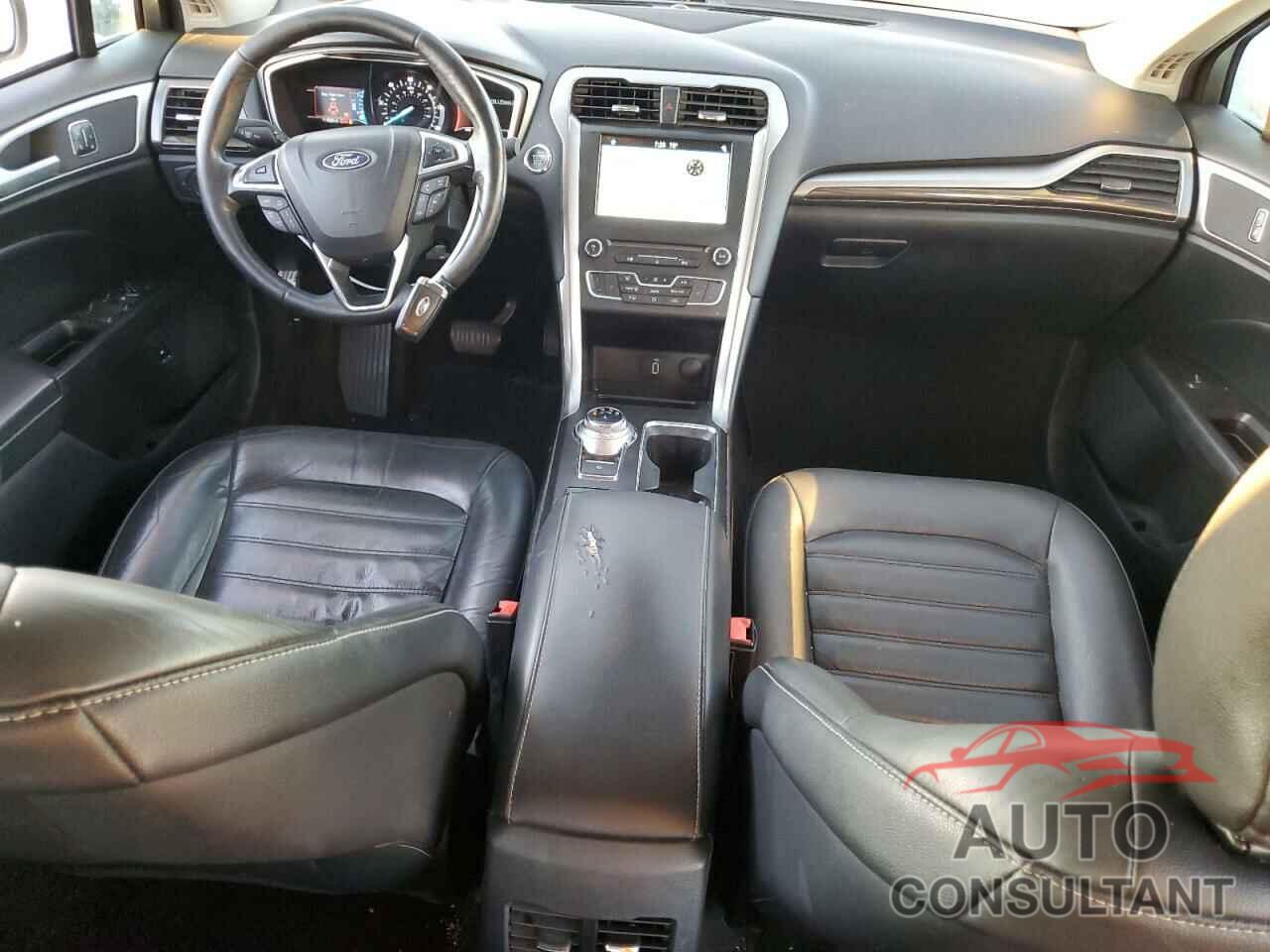 FORD FUSION 2018 - 3FA6P0LU3JR171532