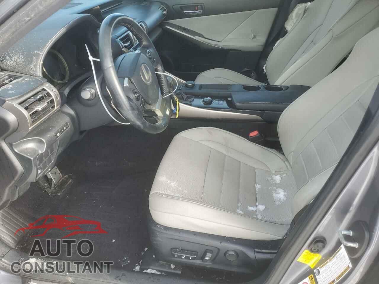 LEXUS IS 2014 - JTHBF1D2XE5011430