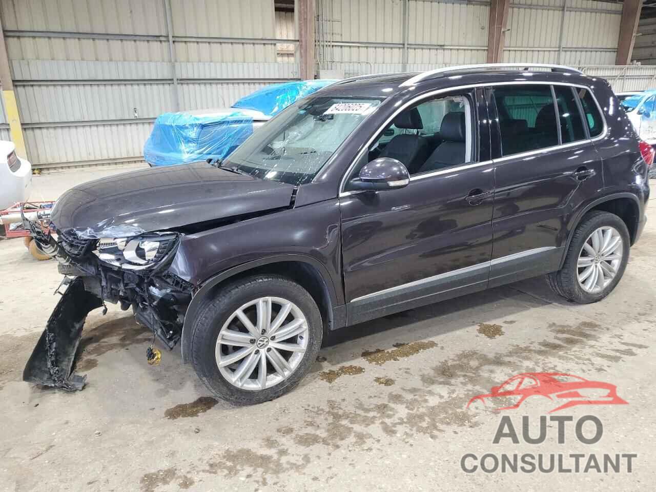 VOLKSWAGEN TIGUAN 2016 - WVGBV7AX3GW518847
