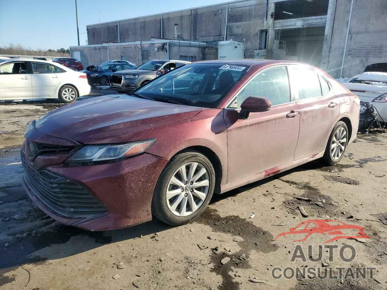 TOYOTA CAMRY 2018 - 4T1B11HK4JU608837