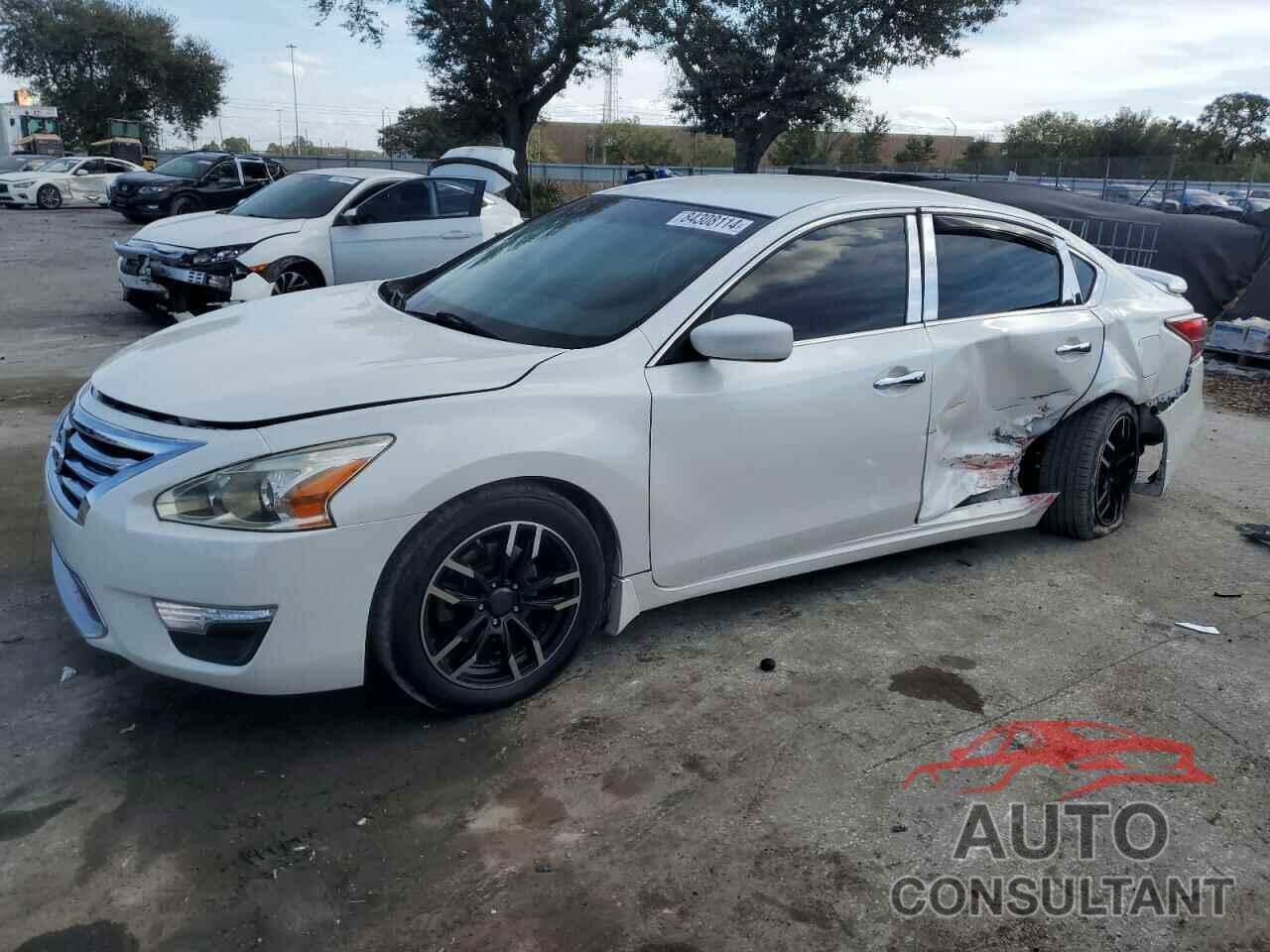 NISSAN ALTIMA 2014 - 1N4AL3AP1EC182649