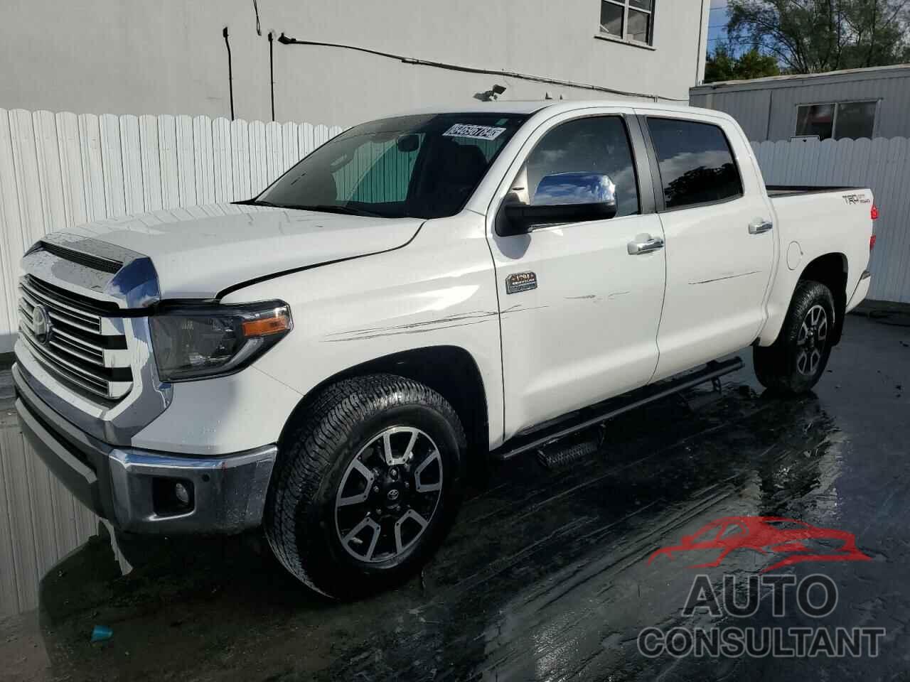 TOYOTA TUNDRA 2021 - 5TFGY5F17MX289329