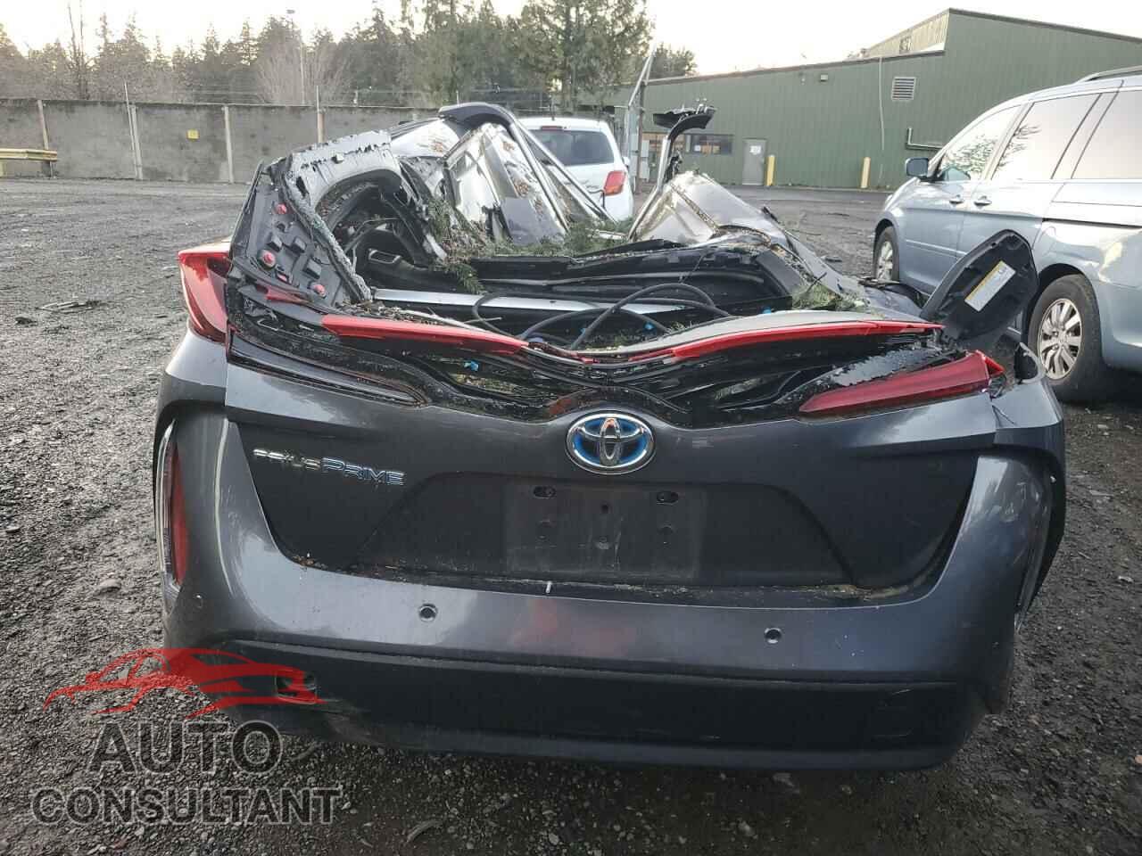 TOYOTA PRIUS 2017 - JTDKARFP0H3068100