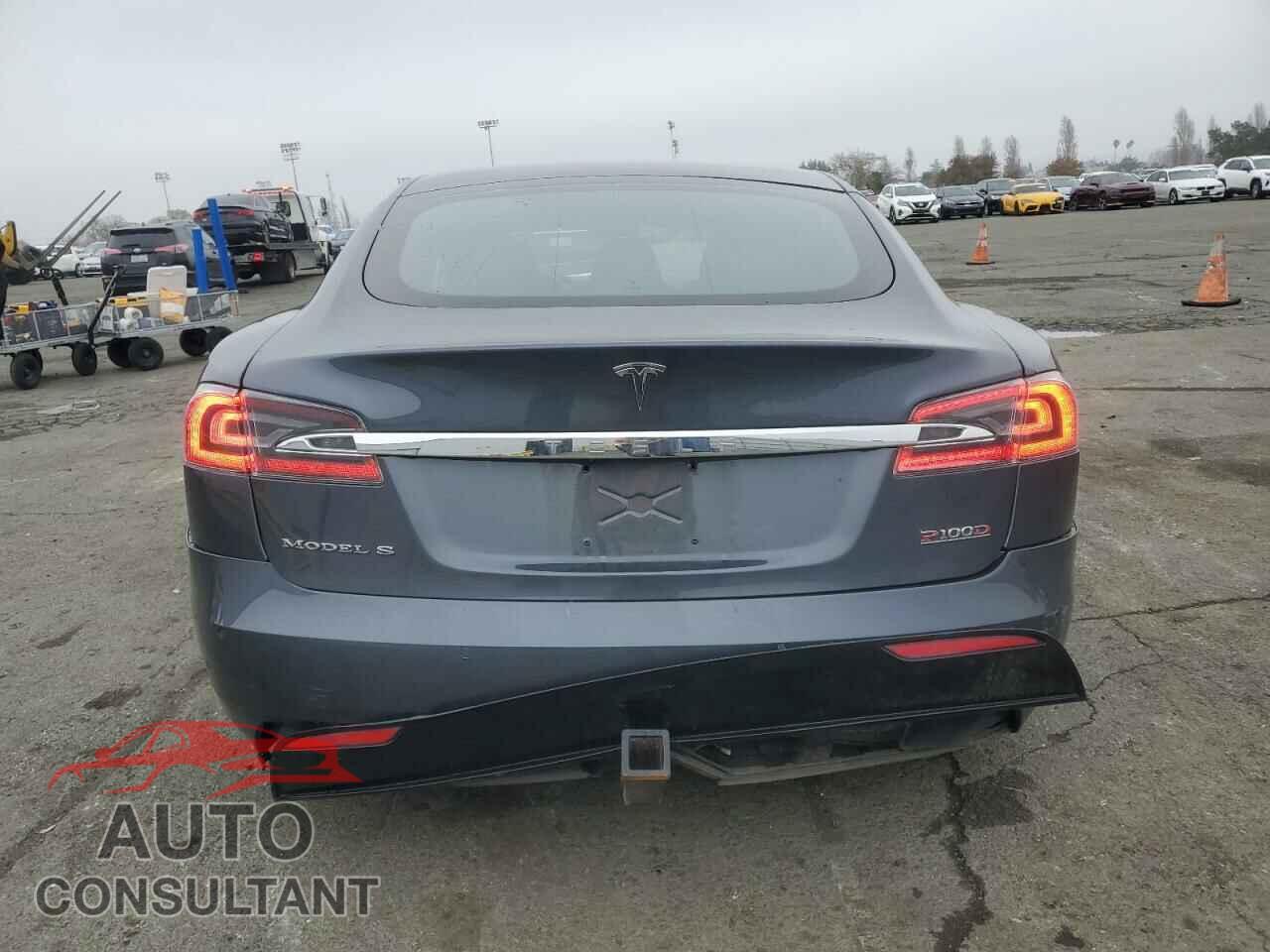 TESLA MODEL S 2017 - 5YJSA1E2XHF231703
