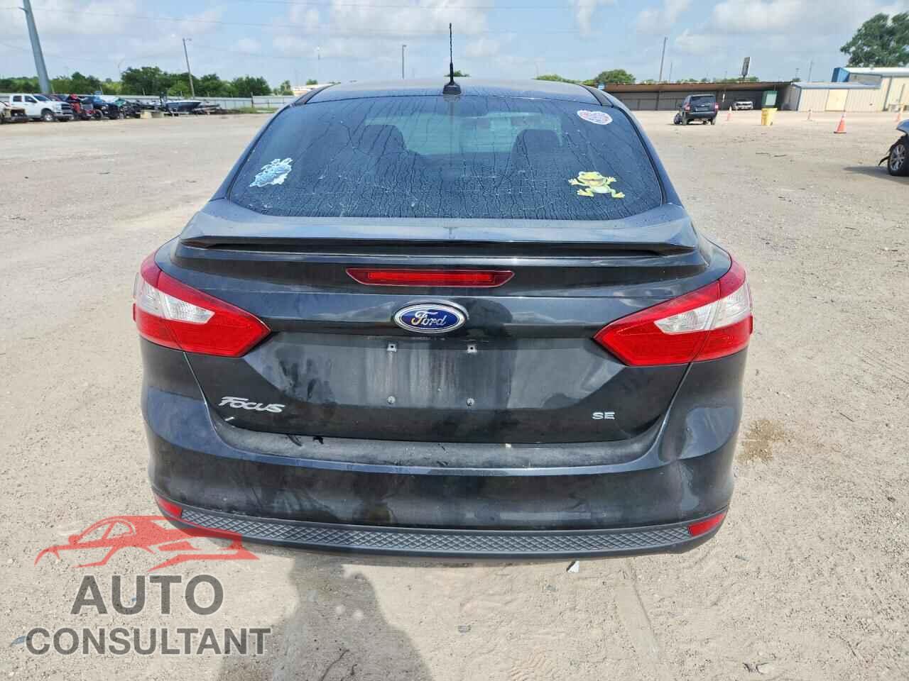 FORD FOCUS 2014 - 1FADP3F23EL176785
