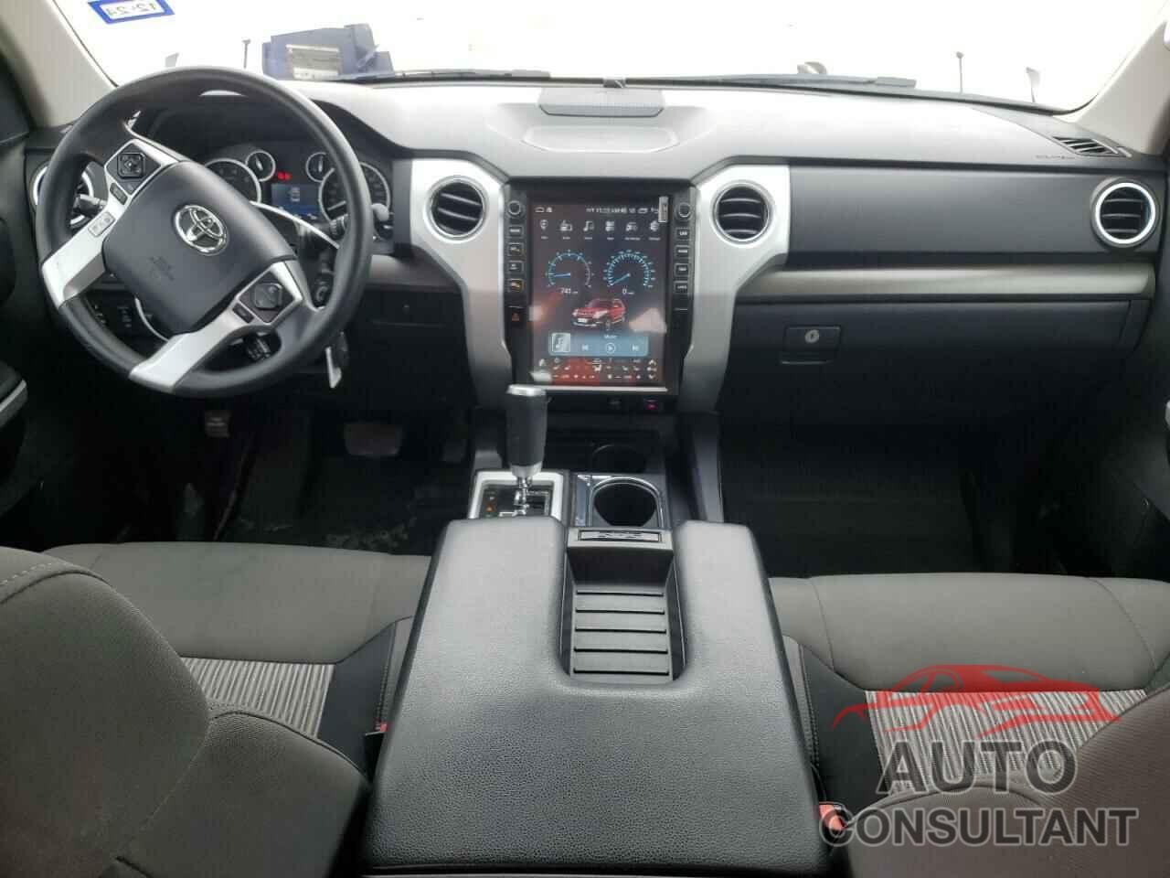 TOYOTA TUNDRA 2017 - 5TFEM5F10HX121539