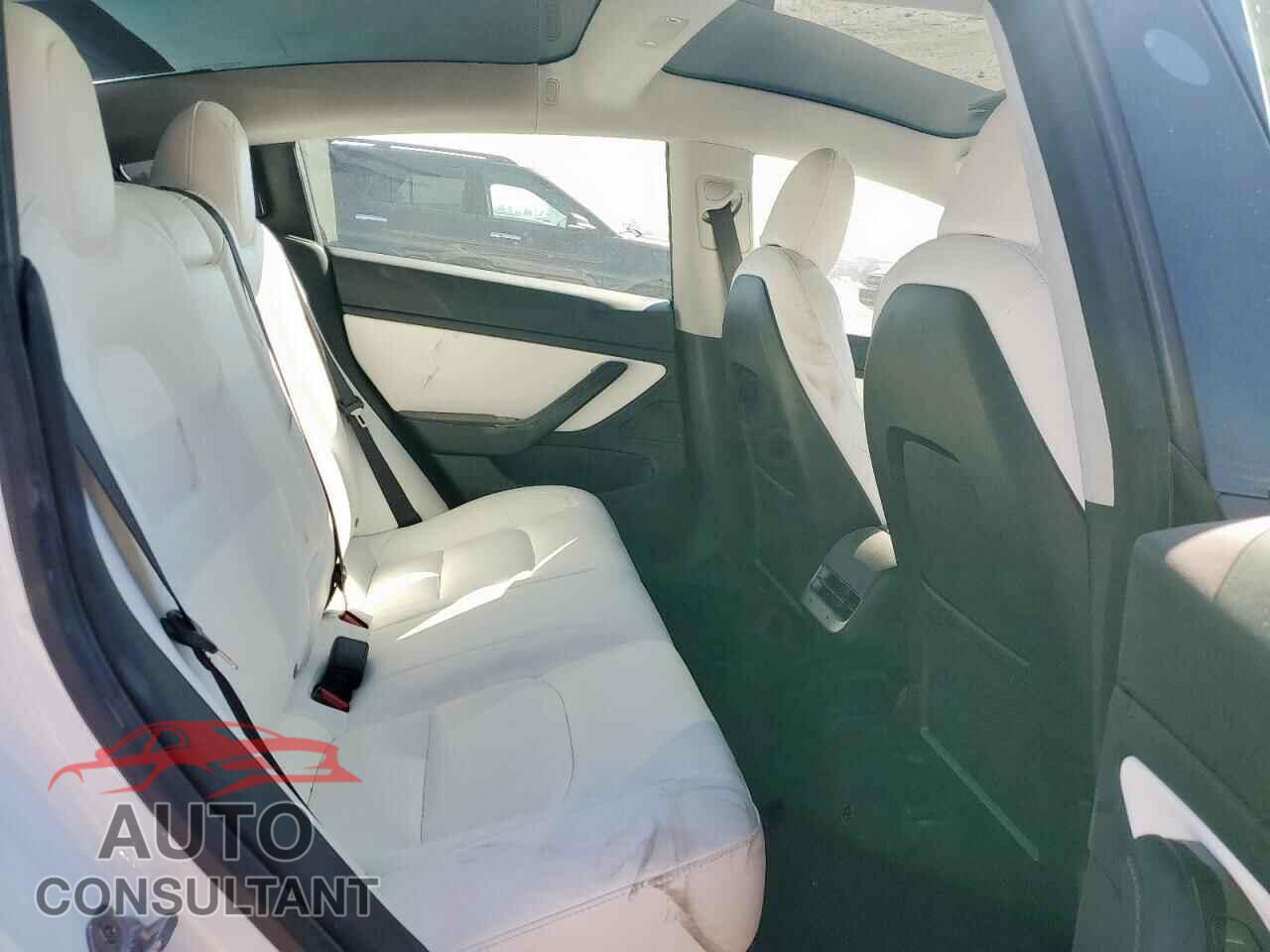 TESLA MODEL 3 2020 - 5YJ3E1EC4LF800281