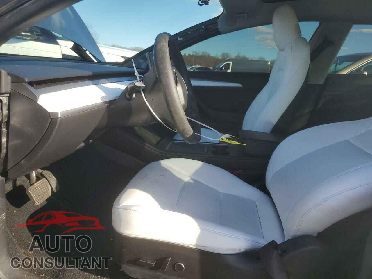 TESLA MODEL 3 2022 - 5YJ3E1EB2NF261637