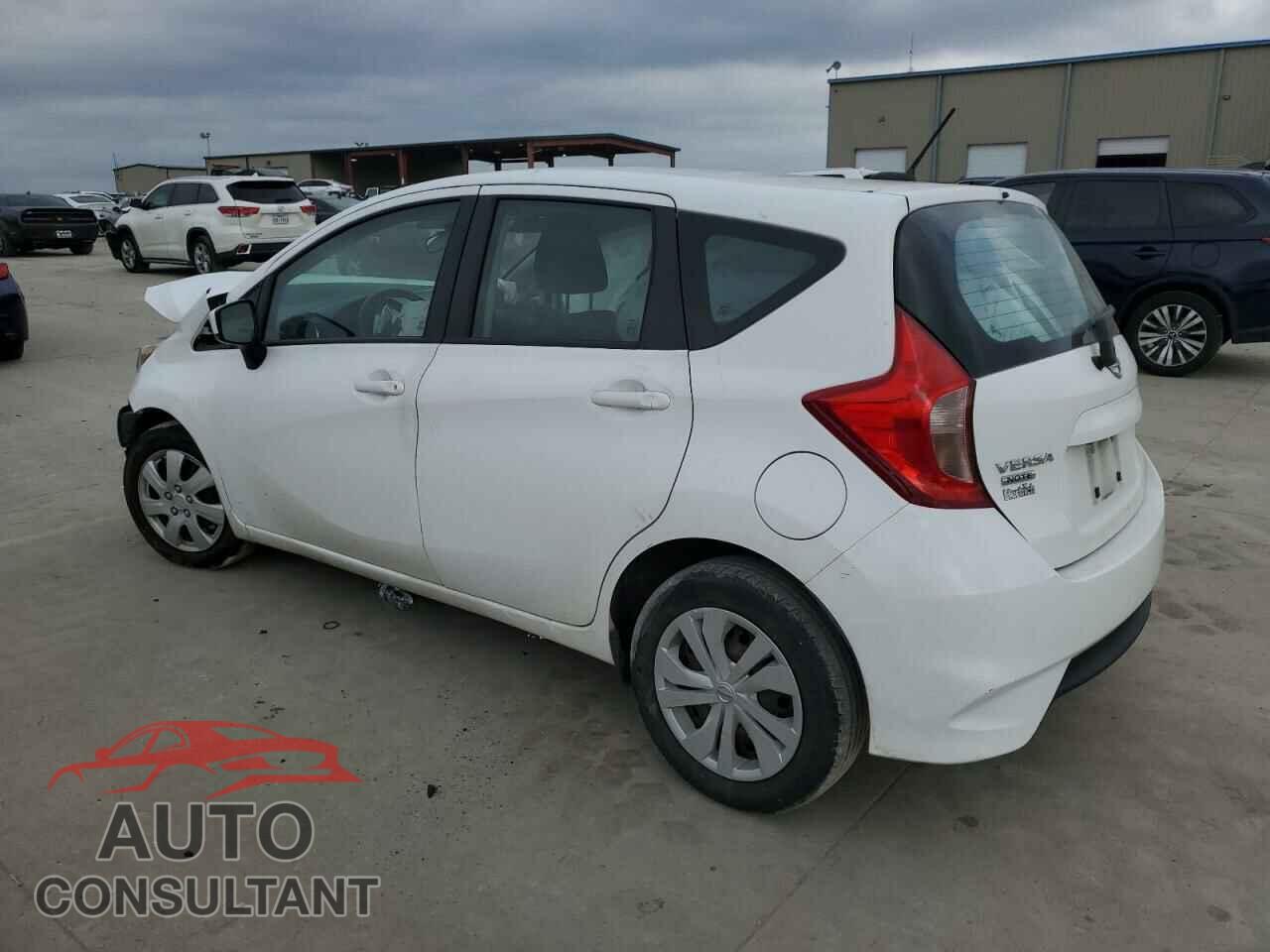 NISSAN VERSA 2017 - 3N1CE2CP3HL379581