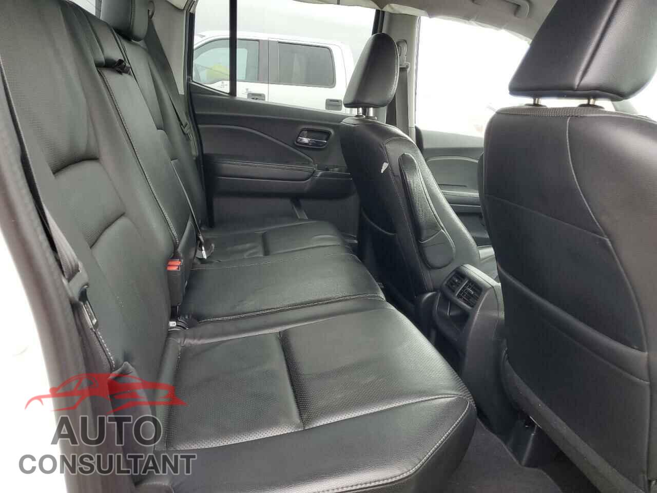 HONDA RIDGELINE 2017 - 5FPYK2F66HB011044
