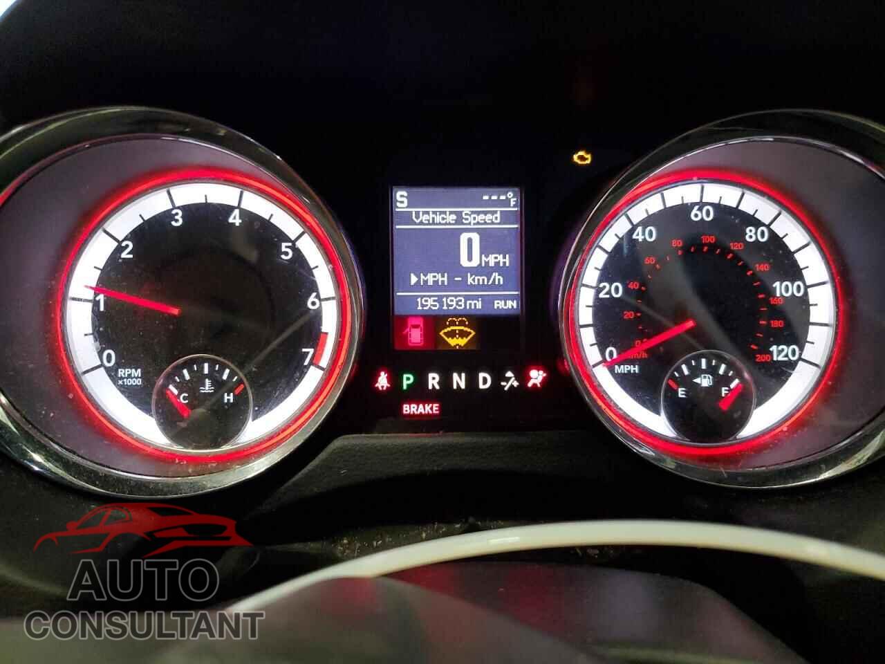 DODGE CARAVAN 2018 - 2C4RDGEG9JR200036
