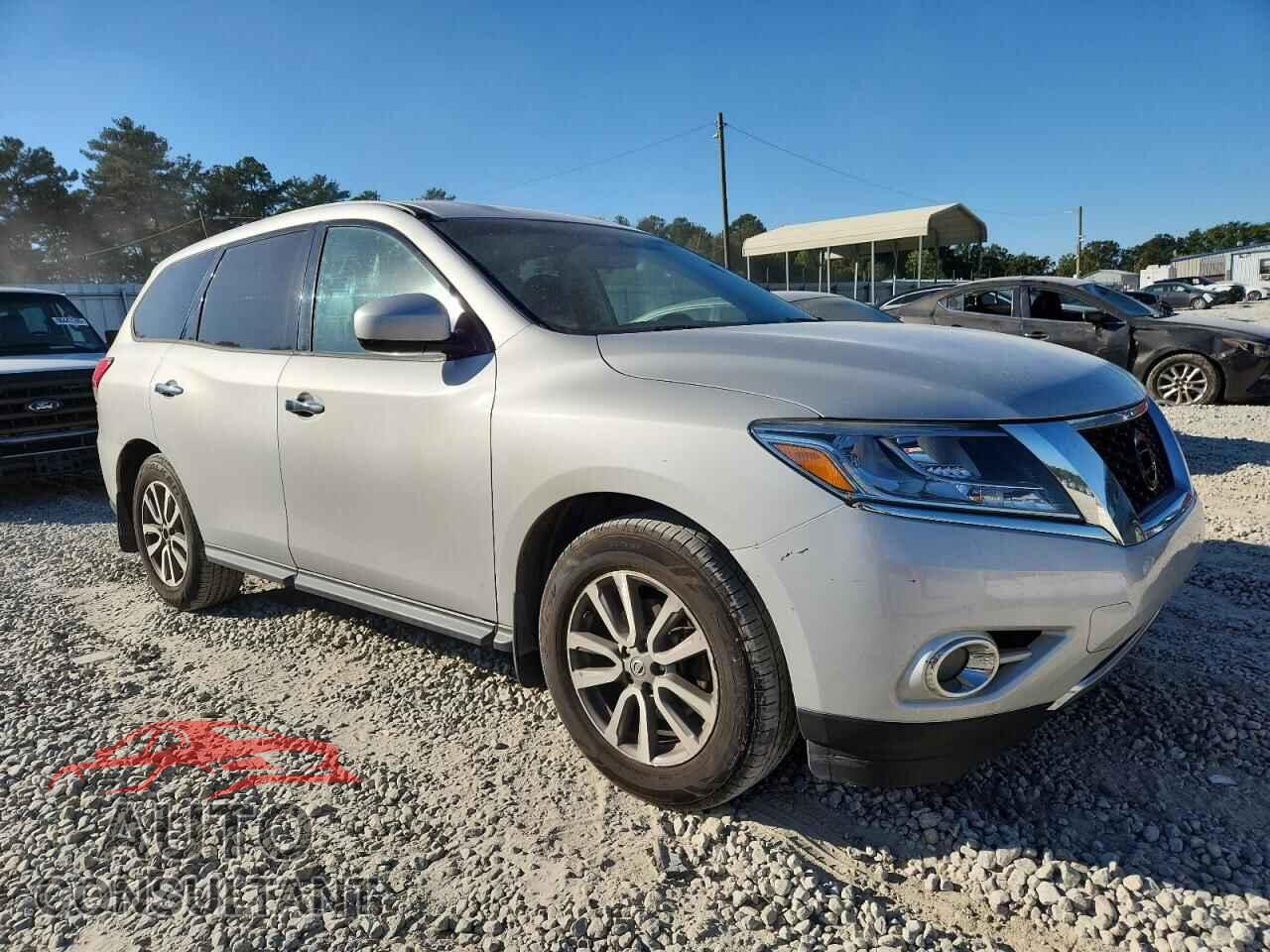 NISSAN PATHFINDER 2015 - 5N1AR2MN2FC634392