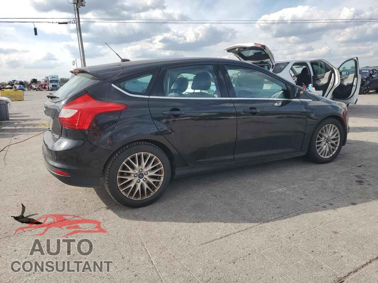 FORD FOCUS 2014 - 1FADP3N29EL357097