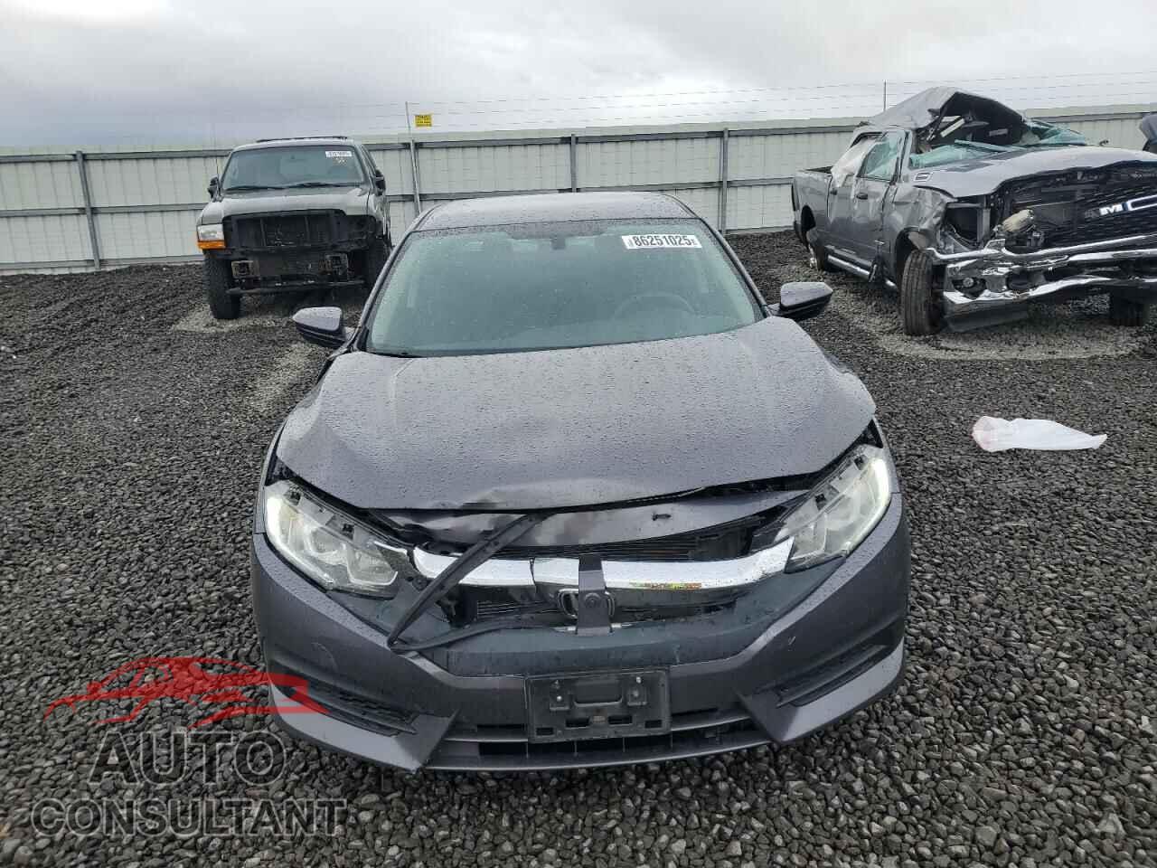 HONDA CIVIC 2017 - 2HGFC2F51HH521222