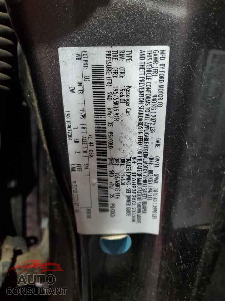 FORD FOCUS 2012 - 1FAHP3E2XCL233306
