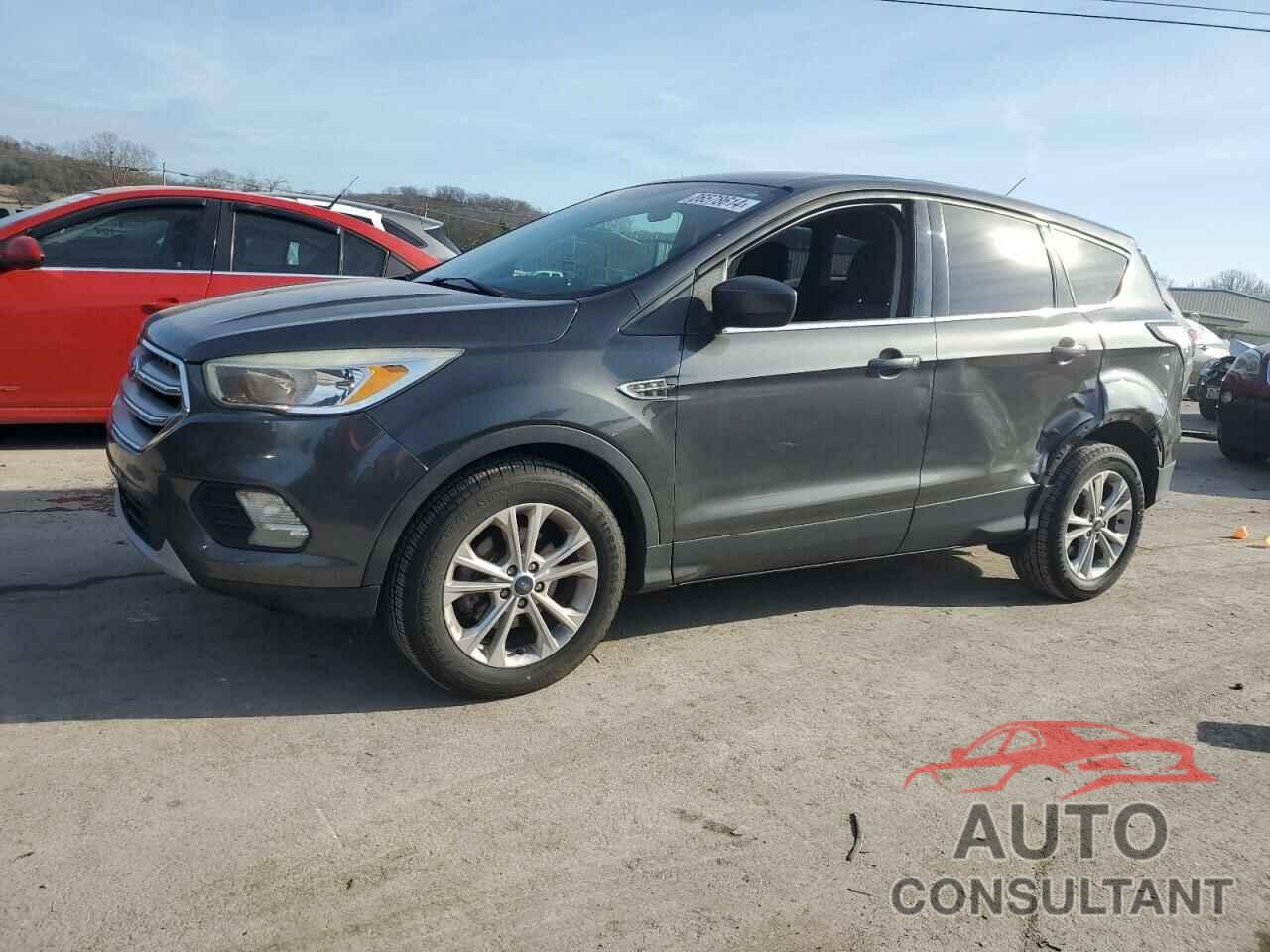 FORD ESCAPE 2017 - 1FMCU0GD5HUE38684