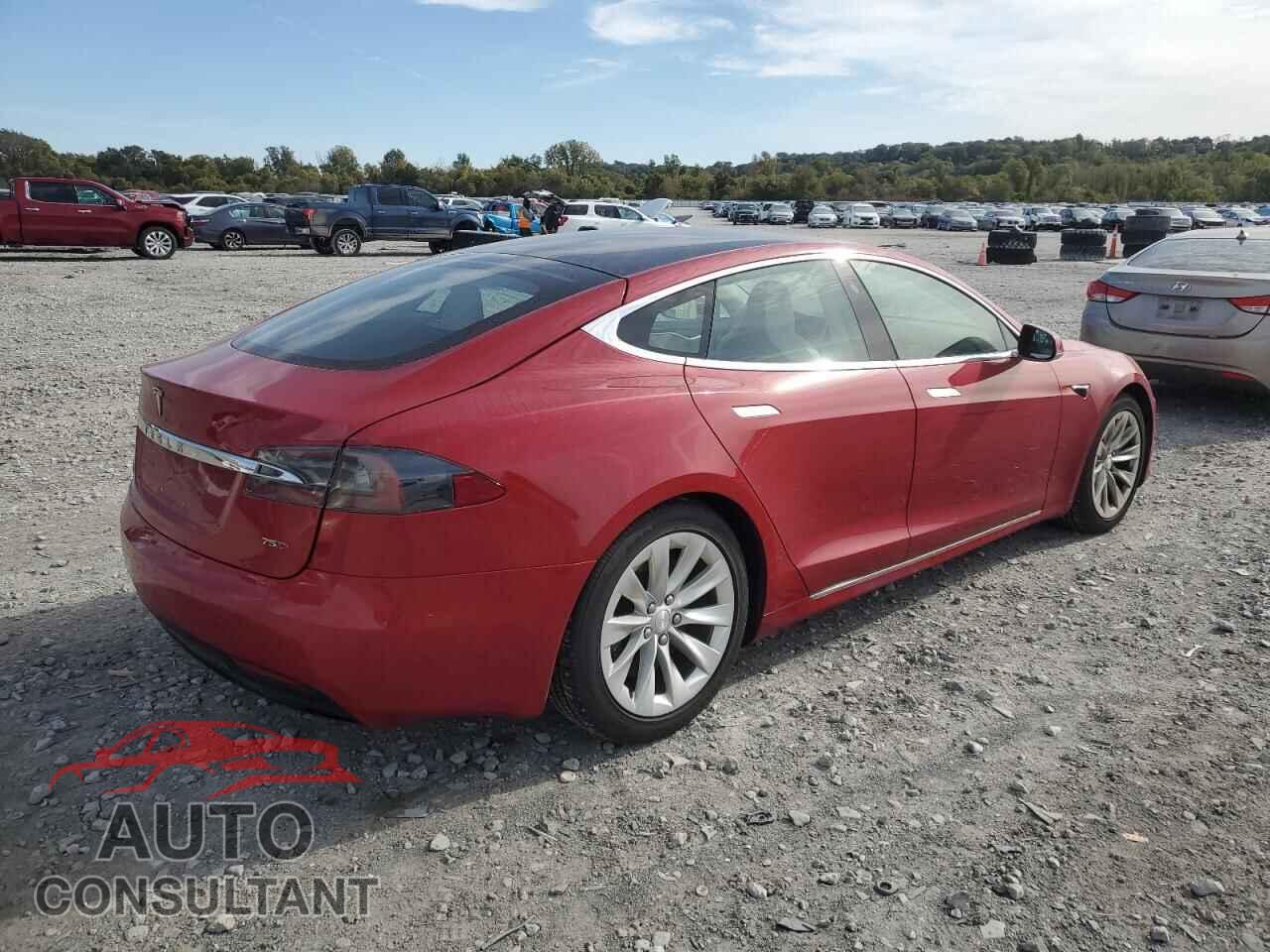 TESLA MODEL S 2018 - 5YJSA1E26JF272612