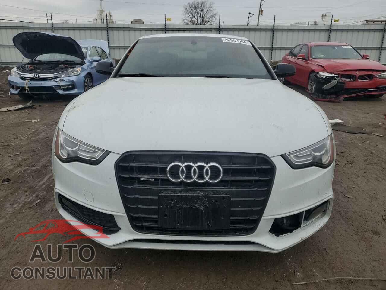 AUDI A5 2014 - WAUMFAFR0EA000896