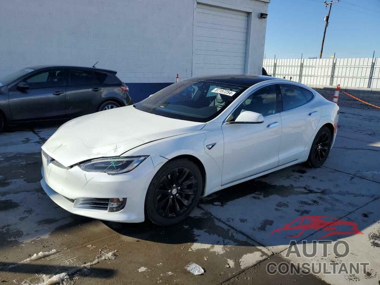 TESLA MODEL S 2018 - 5YJSA1E20JF276283