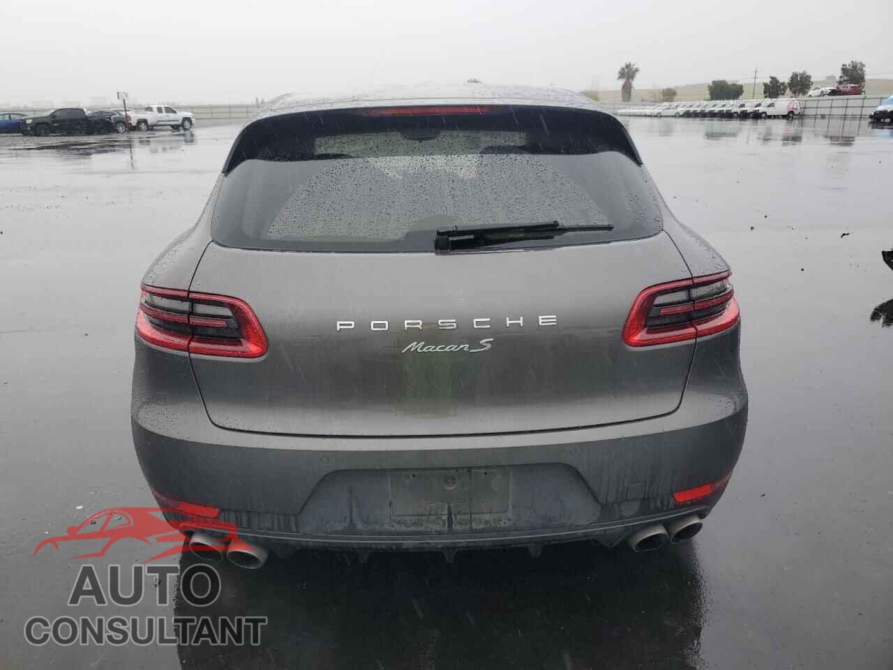 PORSCHE MACAN 2016 - WP1AB2A55GLB47815