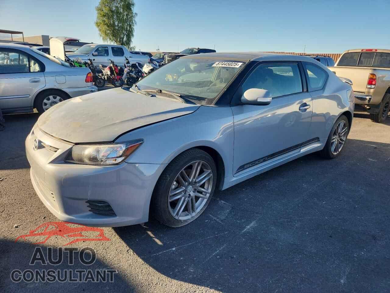TOYOTA SCION 2012 - JTKJF5C7XC3037495